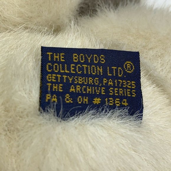 Boyds Bears MacMillan Jointed Bear Cream White 9 in Purple Bow Taupe Paws Plush - Picture 6 of 7